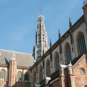 Plan je bezoek aan de Grote of Sint Bavokerk of ga mee met een foodtour in Haarlem en bekijk deze kerk tijdens de rondleiding