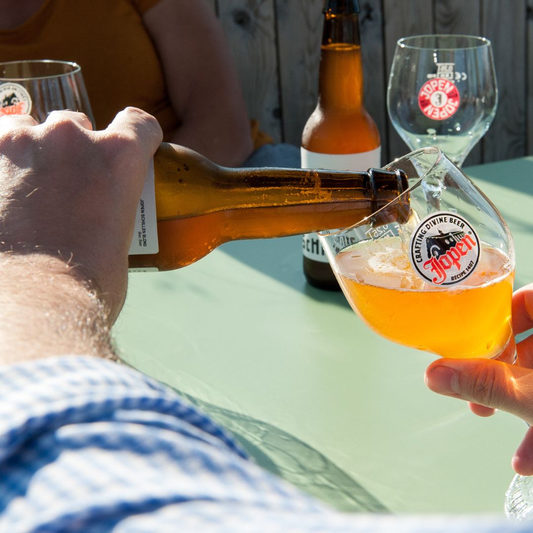 Enjoy a local beer during a food tour in Haarlem